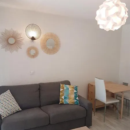 Au Petit Bonheur 2 Apartment *